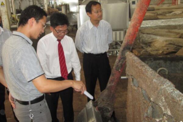 設(shè)備點(diǎn)檢現(xiàn)場(chǎng)