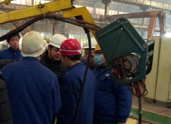 液壓設備點檢現(xiàn)場