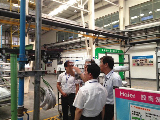 順德海爾洗衣機(jī)一線班組長(zhǎng)培訓(xùn)現(xiàn)場(chǎng)輔導(dǎo)